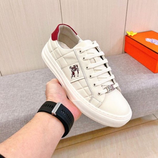 2025FW Men's Casual Shoes BURBERRY A pair with an attractive vintage feel