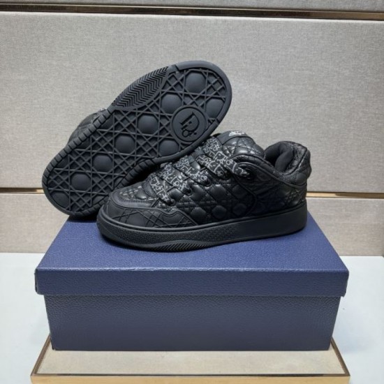 2025 Fall/Winter New DIOR Men's Casual Shoes A popular series that is attracting a lot of attention