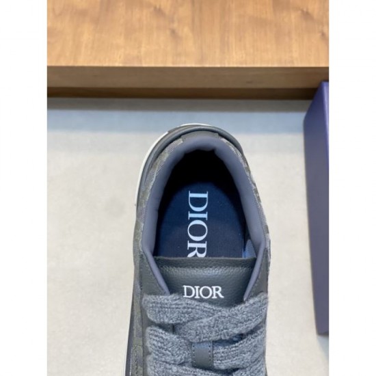 2025FW Men's Casual Shoes DIOR A pair that is ahead of the fall/winter trends
