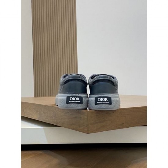 2025FW Men's Casual Shoes DIOR A pair that is ahead of the fall/winter trends