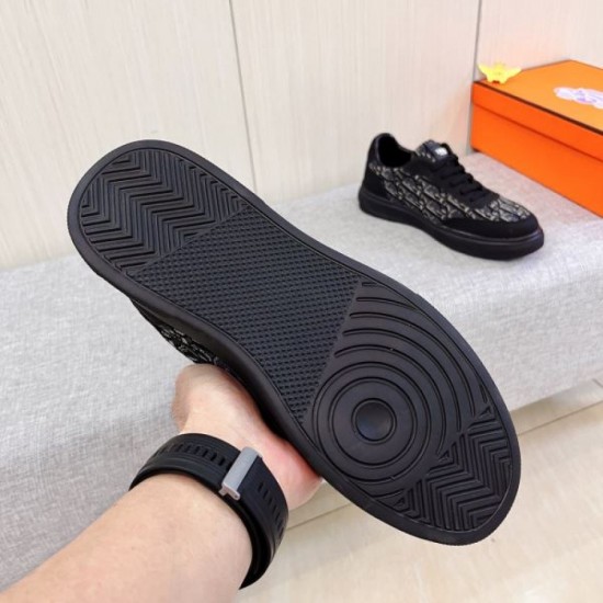 2025FW Men's Casual Shoes DIOR Design with an emphasis on looseness and comfort