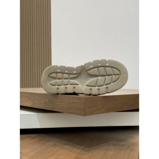 2025FW Men's Casual Shoes GIVENCHY A must-see item this winter full of trends