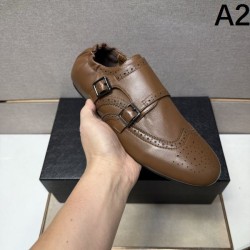 2025FW Men's Casual Shoes PRADA Introducing a pair to liven up your winter mood
