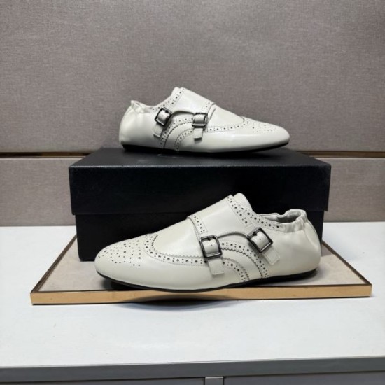 2025FW Men's Casual Shoes PRADA Introducing a pair to liven up your winter mood