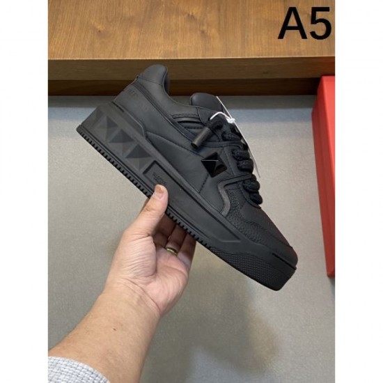 VALENTINO Valentino 2025SS Latest release immediate release for men casual shoes