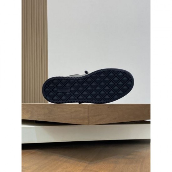 VALENTINO Valentino 2025SS Latest release immediate release for men casual shoes