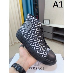 2025SS Casual Shoes VERSACE Versace Elegant shoes that make you look more mature