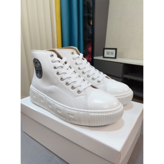 2025SS Casual Shoes VERSACE Versace Sophisticated Casual Easy to Incorporate 2025SS Casual Shoes VERSACE Versace Sophisticated Casual Easy to Incorporate
