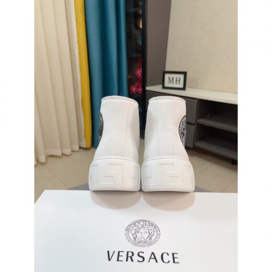 2025SS Casual Shoes VERSACE Versace Sophisticated Casual Easy to Incorporate 2025SS Casual Shoes VERSACE Versace Sophisticated Casual Easy to Incorporate