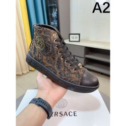 2025FW Men's Casual Shoes VERSACE Super popular beautiful items are on sale!
