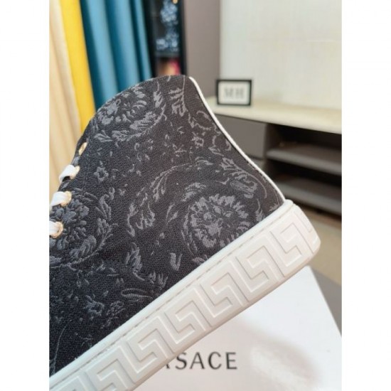 2025FW Men's Casual Shoes VERSACE Super popular beautiful items are on sale!