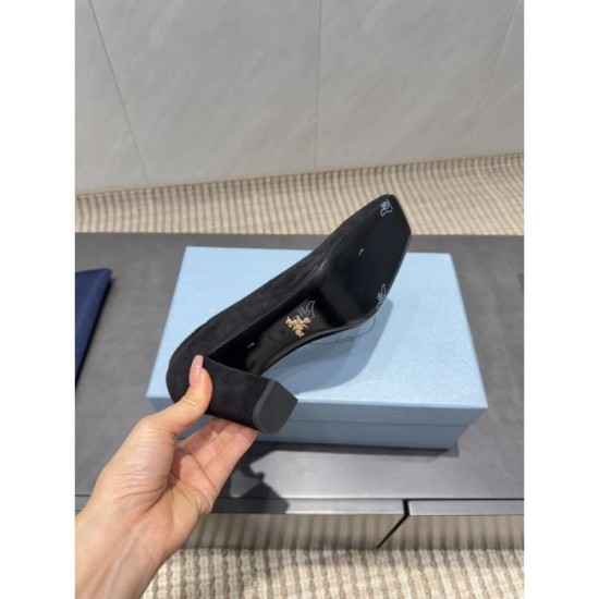 2025FW One step ahead of fashion experts PRADA Prada high heels