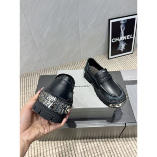 2025FW Women's Casual Shoes BALENCIAGA Trendy models featured in magazines