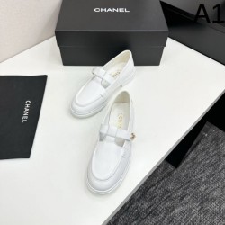 2025FW Women's Casual Shoes CHANEL An elegant replica that looks great with casual outfits