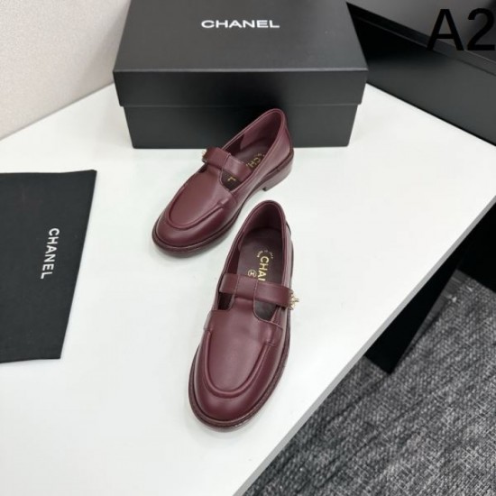2025FW Women's Casual Shoes CHANEL An elegant replica that looks great with casual outfits