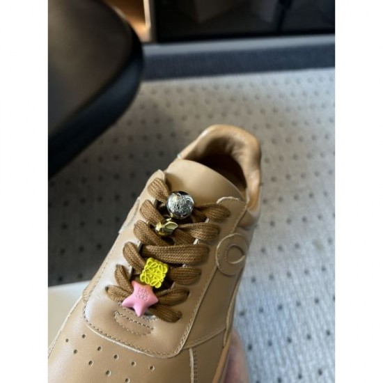 2025FW Women's Casual Shoes LOEWE Elegant replica that brings out your individuality
