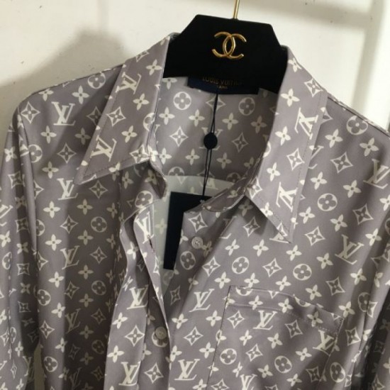 2025SS One Piece LOUIS VUITTON Louis Vuitton Customer Sale Great Price 2025SS One Piece LOUIS VUITTON Louis Vuitton Customer Sale Great Price