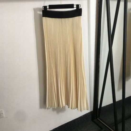 2025SS Pleated Skirt LOUIS VUITTON Louis Vuitton Overseas Limited Item 2025SS Pleated Skirt LOUIS VUITTON Louis Vuitton Overseas Limited Item