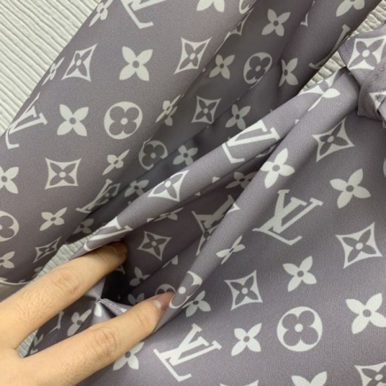 2025SS One Piece LOUIS VUITTON Louis Vuitton New Year's Sale 2025SS One Piece LOUIS VUITTON Louis Vuitton New Year's Sale