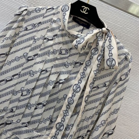 2025SS One Piece LOUIS VUITTON Louis Vuitton New release that first appeared this season 2025SS One Piece LOUIS VUITTON Louis Vuitton New release that first appeared this season