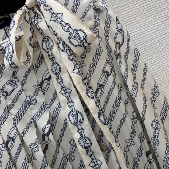 2025SS One Piece LOUIS VUITTON Louis Vuitton New release that first appeared this season 2025SS One Piece LOUIS VUITTON Louis Vuitton New release that first appeared this season
