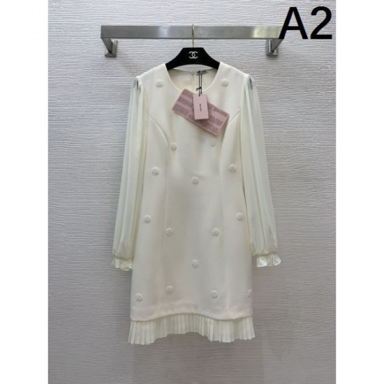 2025SS One Piece MIU MIU Miu Casual Classic 2025SS One Piece MIU MIU Miu Casual Classic