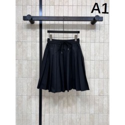 MIU MIU Pleated Skirt 2025 New Autumn/Winter Recommended as a perfect gift