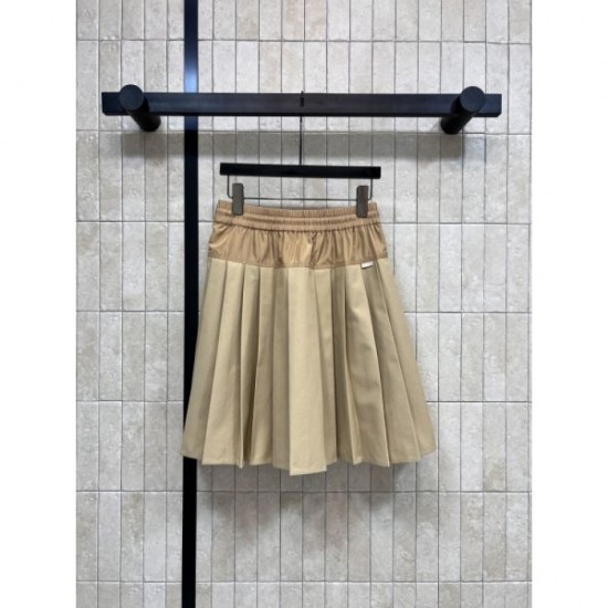 MIU MIU Pleated Skirt 2025 New Autumn/Winter Recommended as a perfect gift MIU MIU Pleated Skirt 2025 New Autumn/Winter Recommended as a perfect gift