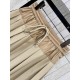 MIU MIU Pleated Skirt 2025 New Autumn/Winter Recommended as a perfect gift MIU MIU Pleated Skirt 2025 New Autumn/Winter Recommended as a perfect gift