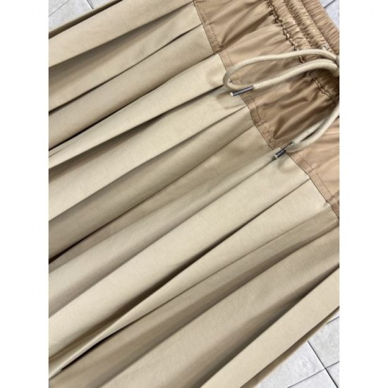 MIU MIU Pleated Skirt 2025 New Autumn/Winter Recommended as a perfect gift MIU MIU Pleated Skirt 2025 New Autumn/Winter Recommended as a perfect gift