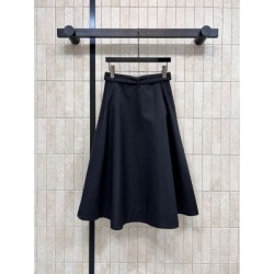 MIU MIU Pleated Skirt New Fall/Winter 2025 Popular brand item that you can see at a glance