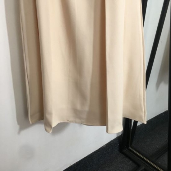 2025SS Skirt VALENTINO Valentino Rare domestic! Very popular 2025SS Skirt VALENTINO Valentino Rare domestic! Very popular
