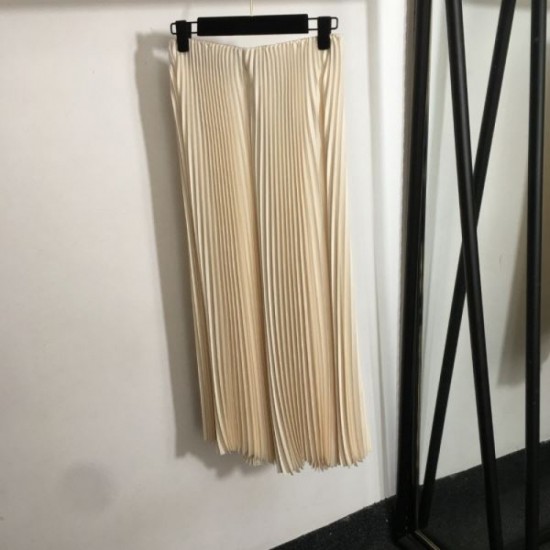 2025SS Pleated Skirt VALENTINO Super Stylish and Very Popular 2025SS Pleated Skirt VALENTINO Super Stylish and Very Popular