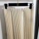 2025SS Pleated Skirt VALENTINO Super Stylish and Very Popular 2025SS Pleated Skirt VALENTINO Super Stylish and Very Popular