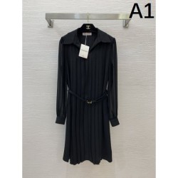 2025SS Dress VALENTINO Valentino Very popular limited color
