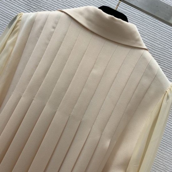 2025SS Dress VALENTINO Valentino Very popular limited color 2025SS Dress VALENTINO Valentino Very popular limited color