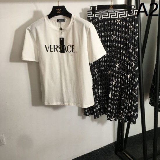 2025SS Top and Bottom Set VERSACE Versace Online Limited Product