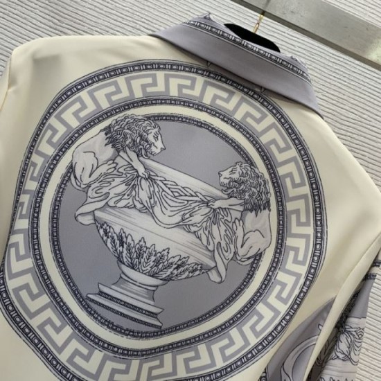 2025SS One Piece VERSACE Versace Keeps your feet on the spot 2025SS One Piece VERSACE Versace Keeps your feet on the spot