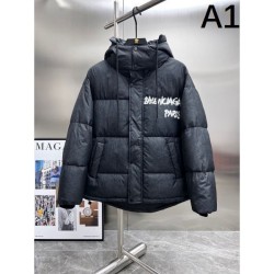 BALENCIAGA Fall/Winter 2025 Down Jacket Elegant and sophisticated winter style
