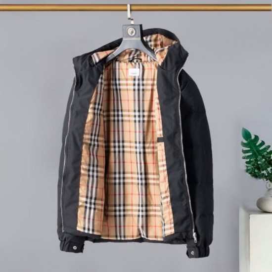 BURBERRY Burberry Fall/Winter 2025 Down Jacket New item that is popular for early arrival BURBERRY Burberry Fall/Winter 2025 Down Jacket New item that is popular for early arrival