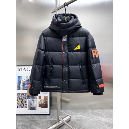 FENDI 2025 Fall/Winter Down Jacket Popular outerwear recommended for winter