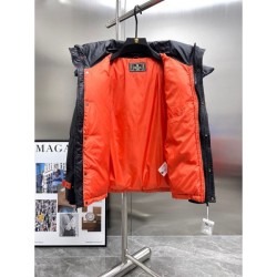 FENDI 2025 Fall/Winter Down Jacket Popular outerwear recommended for winter