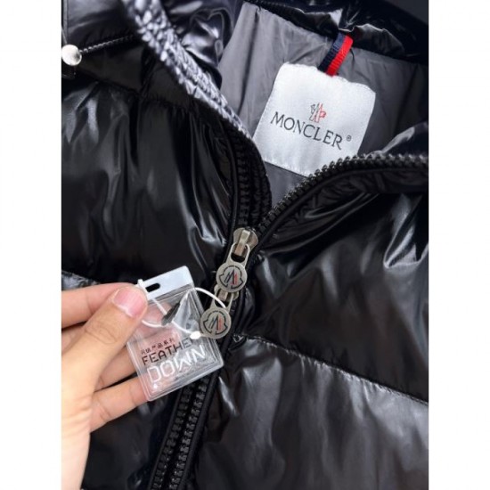 MONCLER 2025 Autumn/Winter Down Jacket Popular model with outstanding fashionability