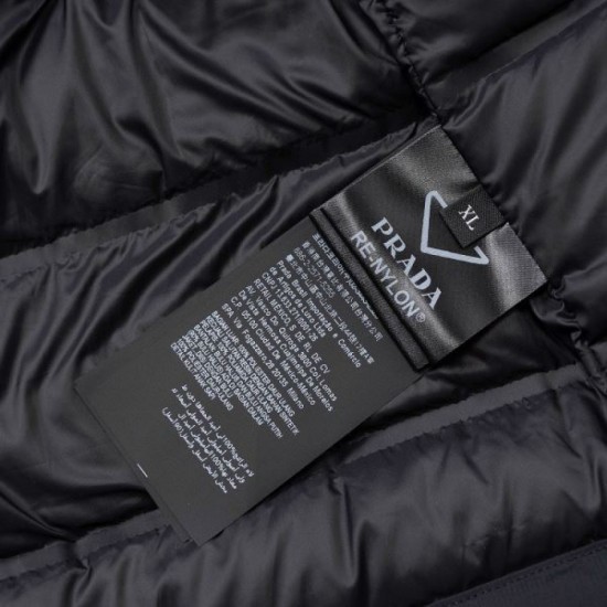 PRADA 2025 Autumn/Winter Down Jacket Featured items that are only available now PRADA 2025 Autumn/Winter Down Jacket Featured items that are only available now