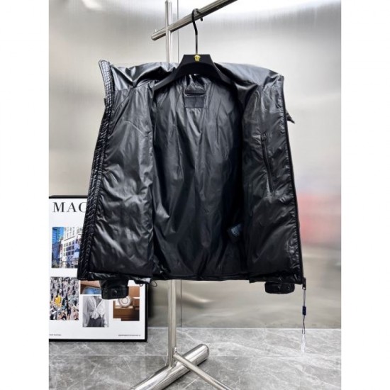 PRADA 2025 Autumn/Winter Down Jacket A popular brand that is becoming a hot topic