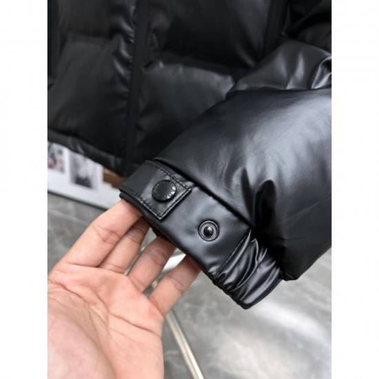 PRADA 2025 Autumn/Winter Down Jacket A popular brand that is becoming a hot topic