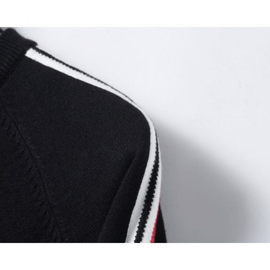 2025 Fall/Winter Sweater MONCLER Moncler Fall/Winter Popular Classic Item 2025 Fall/Winter Sweater MONCLER Moncler Fall/Winter Popular Classic Item