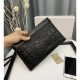 2025FW Clutch Bag BURBERRY Rare Limited Edition Hard to Obtain Luxury Bag 2025FW Clutch Bag BURBERRY Rare Limited Edition Hard to Obtain Luxury Bag