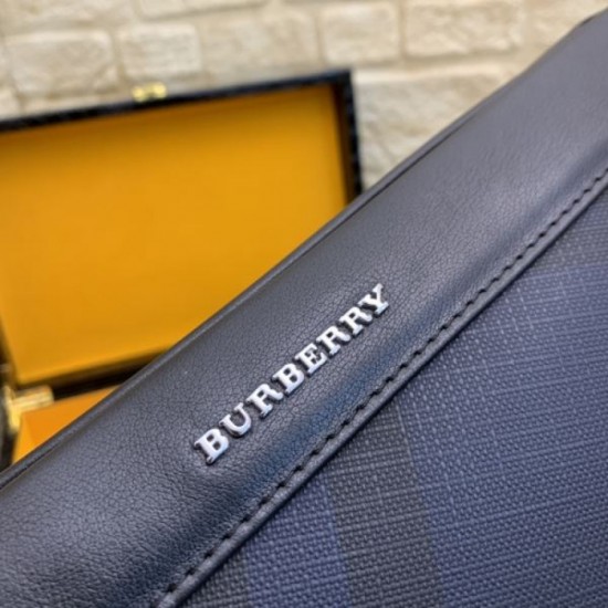 2025FW Clutch Bag BURBERRY New Sale Price Elegant and Stylish 2025FW Clutch Bag BURBERRY New Sale Price Elegant and Stylish