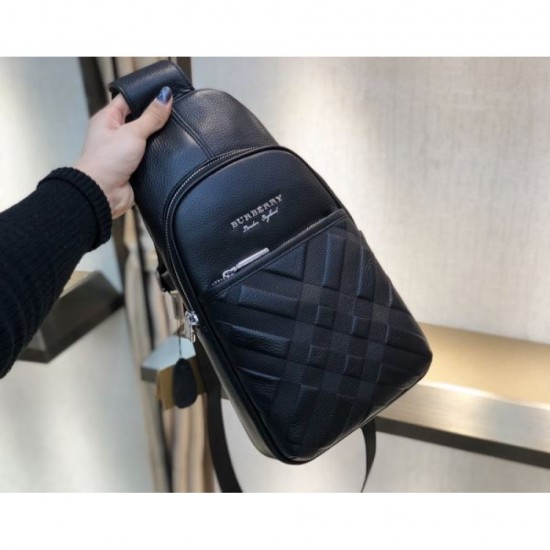2025FW Chest Bag BURBERRY Burberry New Fall/Winter Product Popular item that is sure to be a big hit 2025FW Chest Bag BURBERRY Burberry New Fall/Winter Product Popular item that is sure to be a big hit
